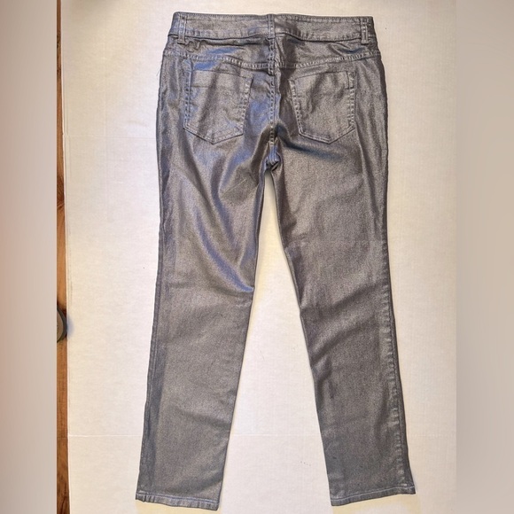 Chico’s Platinum Silver grey metallic coated straight leg jeans Sz-0 (4)  R19 - Picture 4 of 13